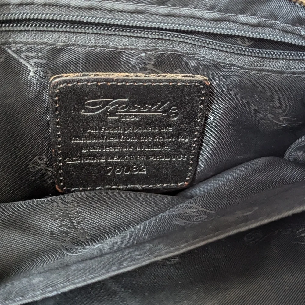 Vintage FOSSIL 1954 Black Leather Shoulder Bag 70582 - Picture 4 of 6